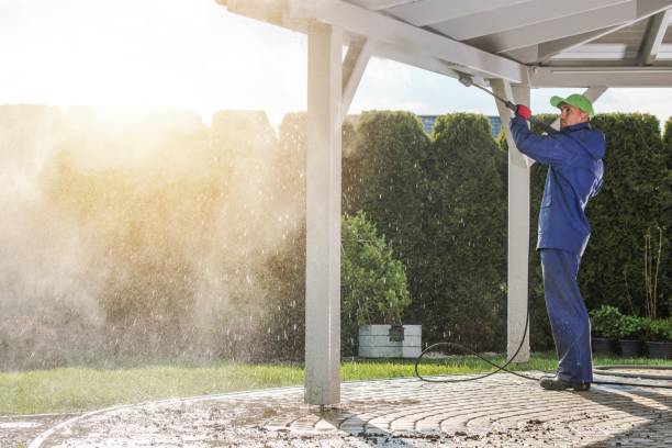 Best Gas Station Cleaning  in Taft, FL